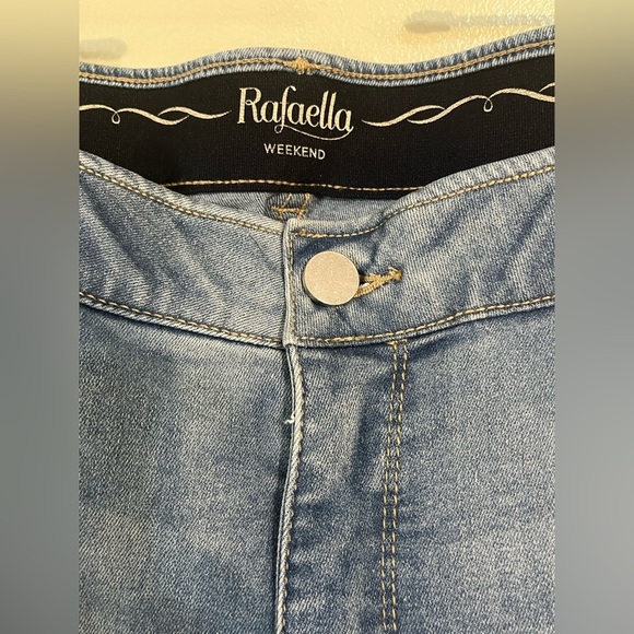 Rafaella Weekend Sequined Slimming Comfort Waist  Jean Bermuda Shorts 18W NWT - Picture 5 of 13